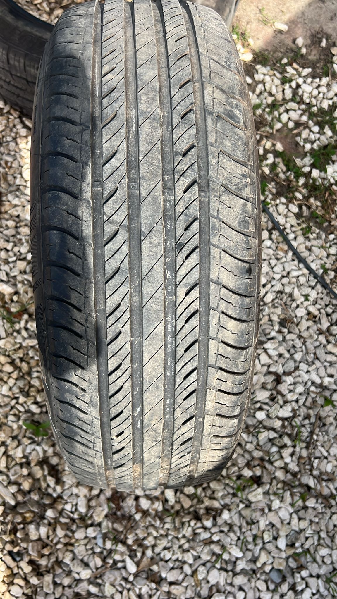 Hercules Opona Hercules RoadTour 455 215/ 65R17