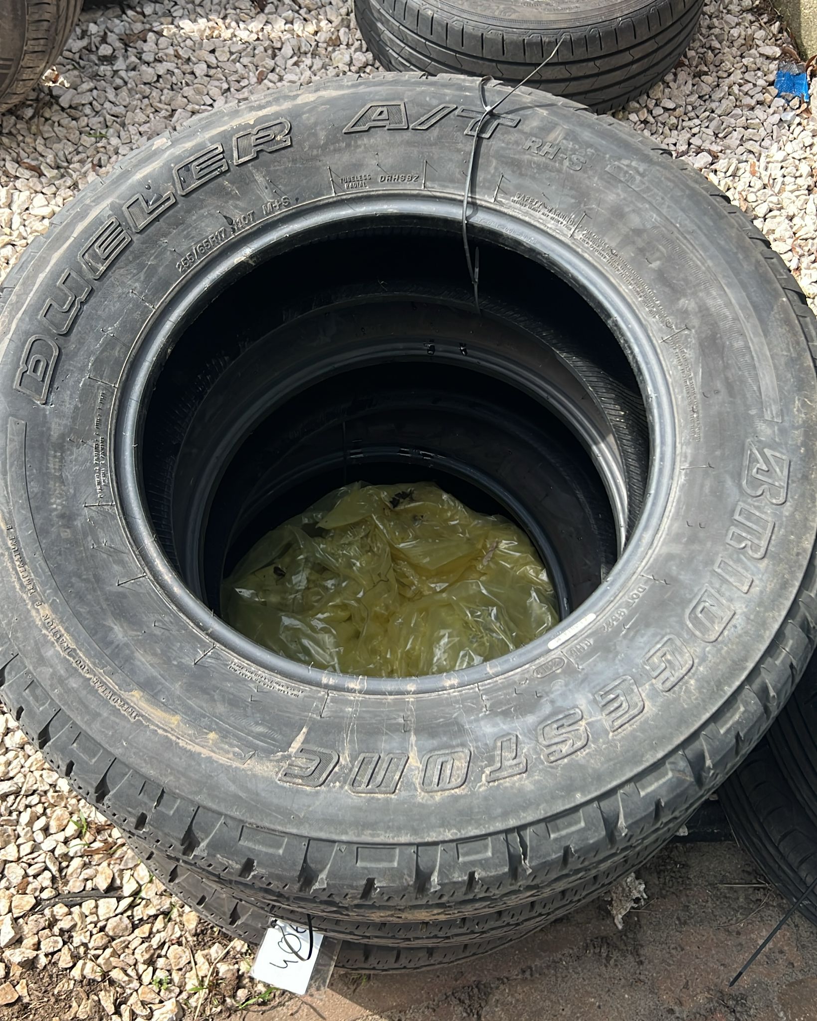 Bridgestone Opony Bridgestone dueler a/t 255/65R17110T