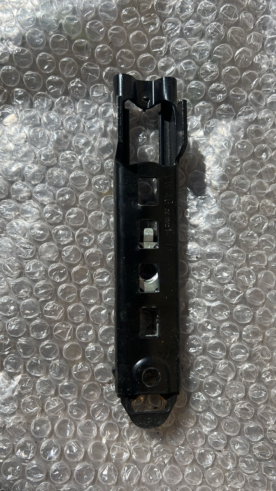 VOLKSWAGEN 3C8857819
