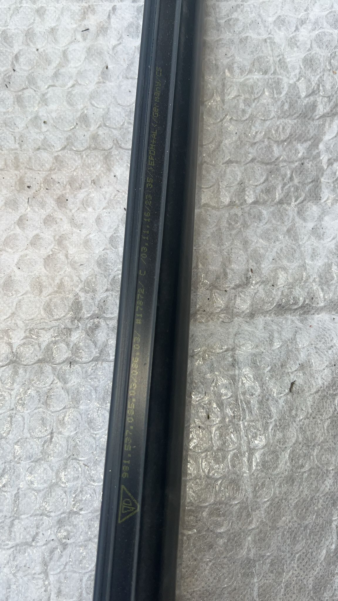 Porsche I000294