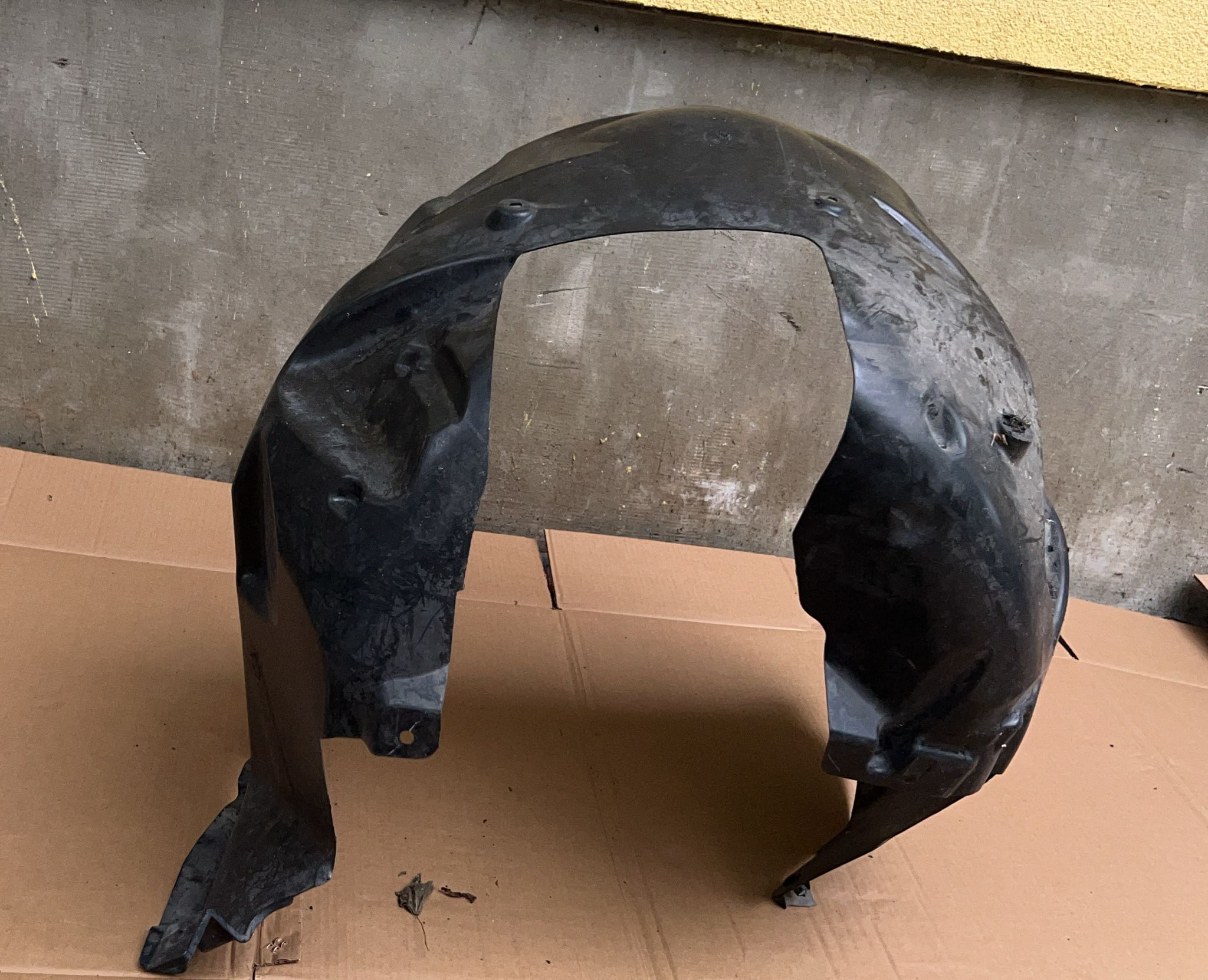 FORD JR3B-16A563