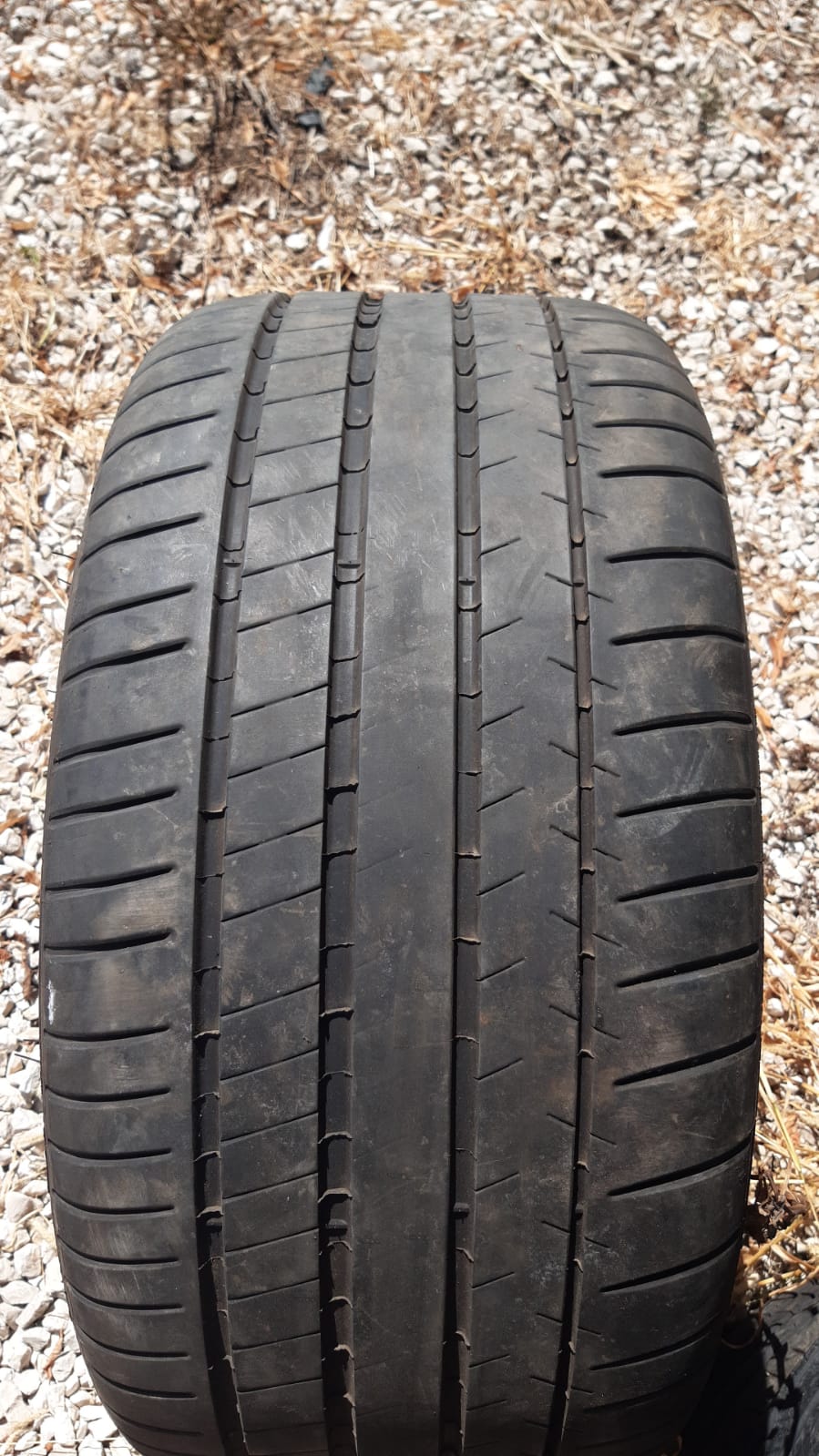 Michelin 275/35RF21
