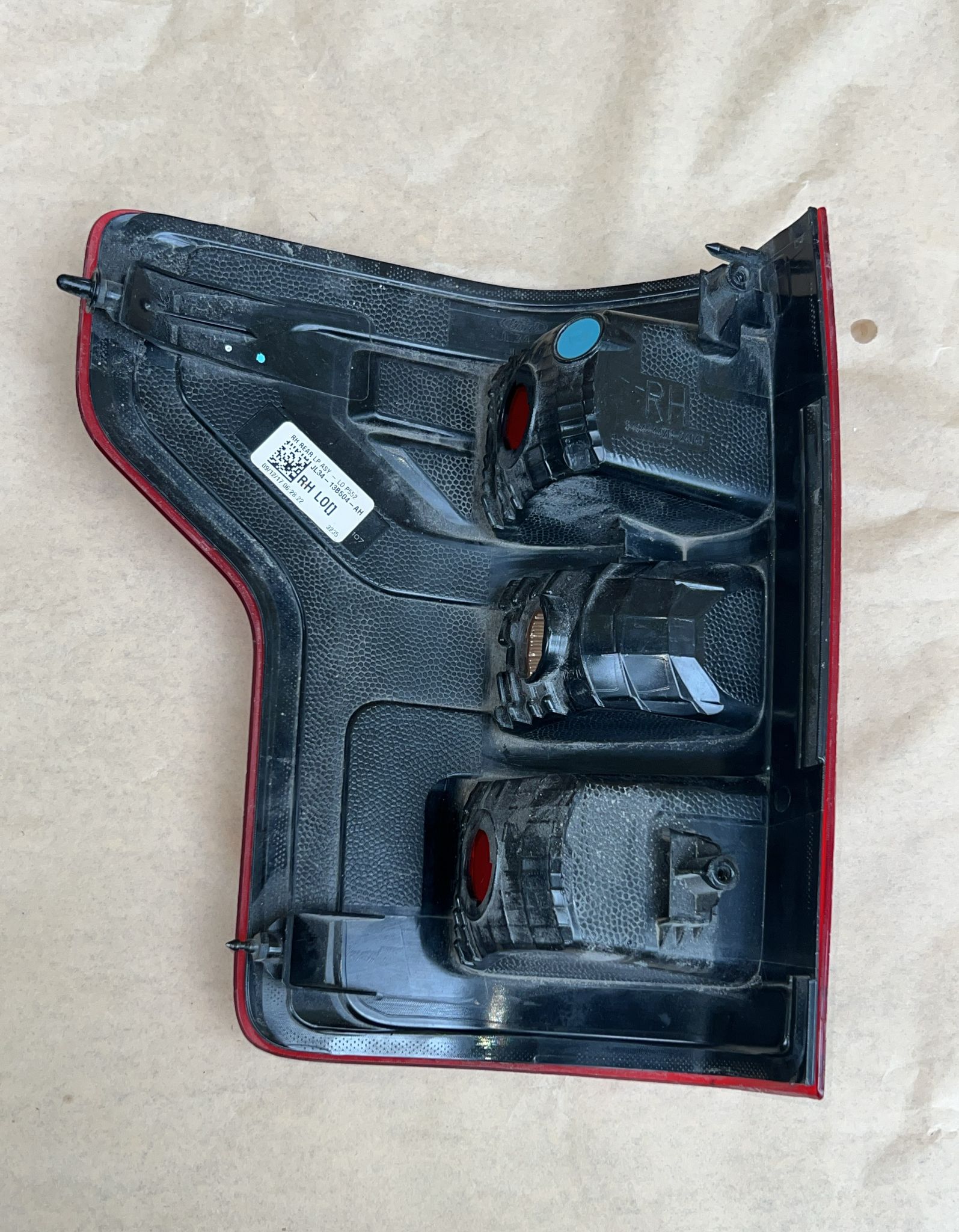 FORD JL34-13B504-AH