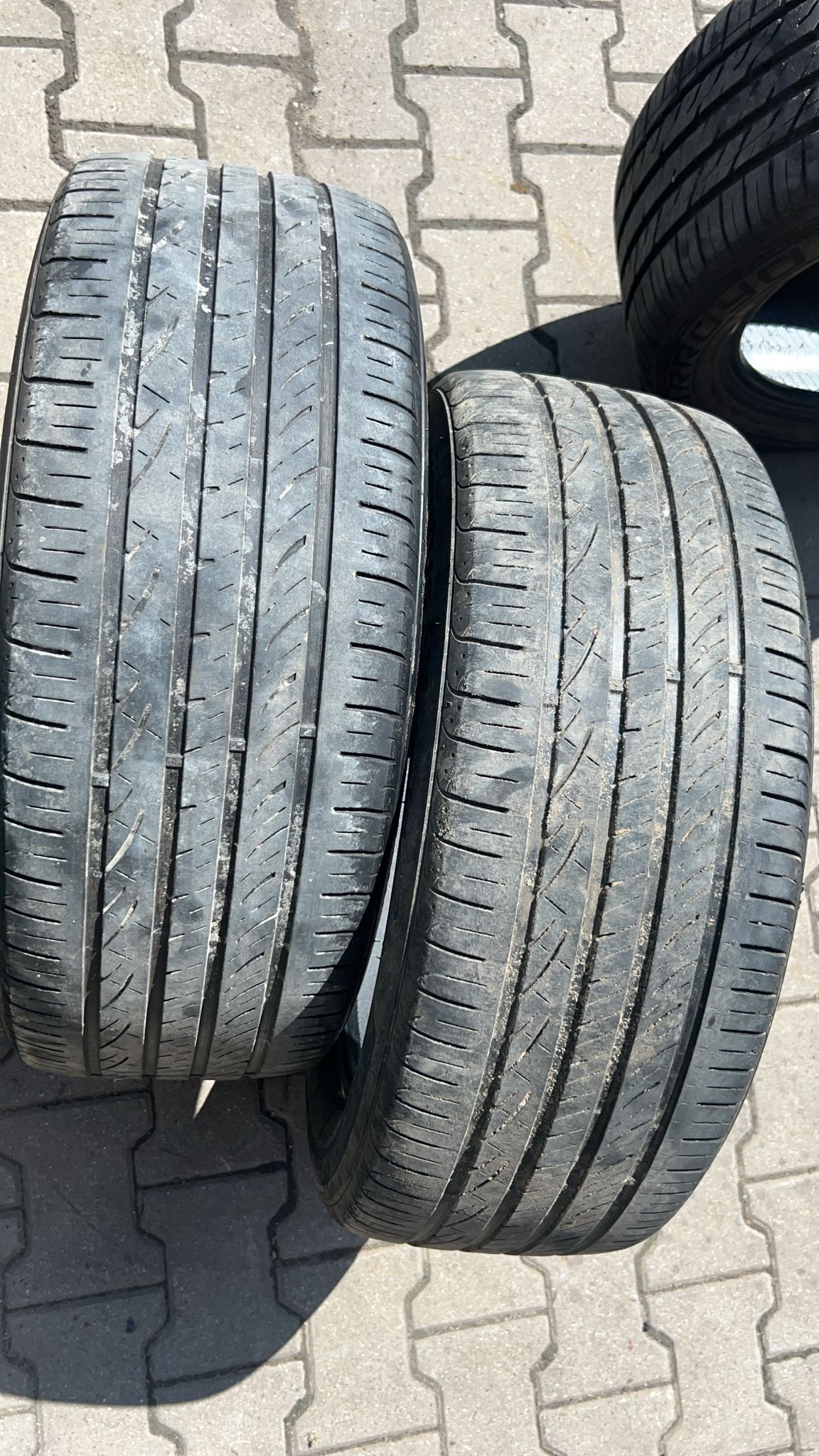 HANKOOK 235/50r19 99H