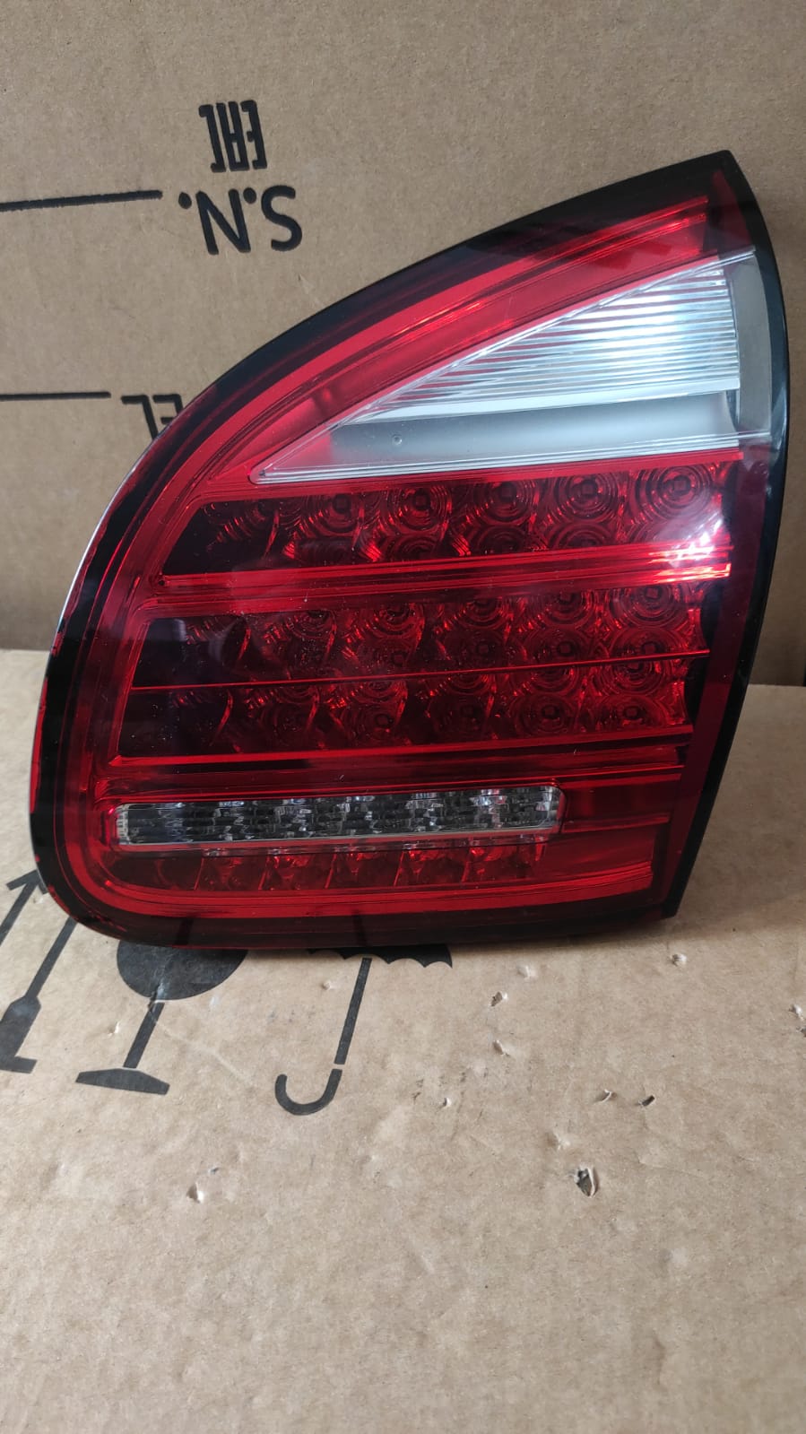 Porsche 7P5945094