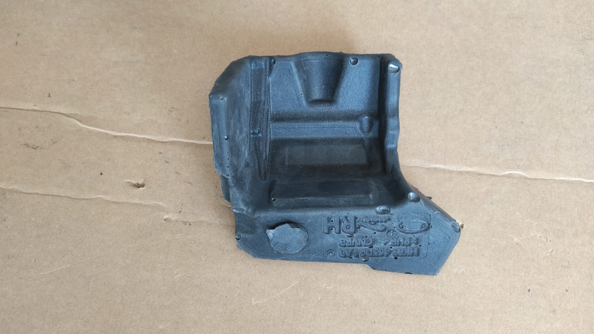 JAGUAR HK83-465D04-AB